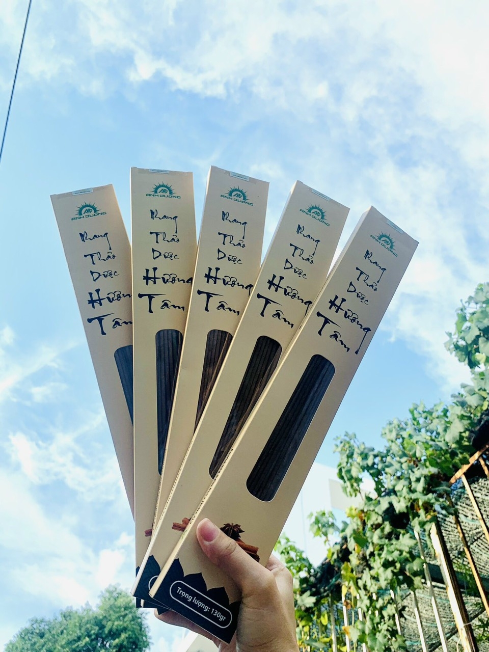 Nhang thảo dược Hương Tâm 30cm ( 1 lốc/5 hộp)